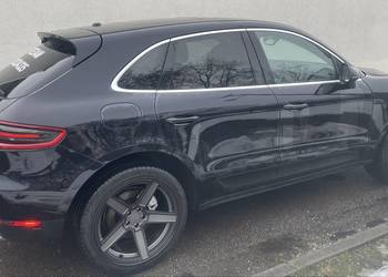 Porsche Macan S