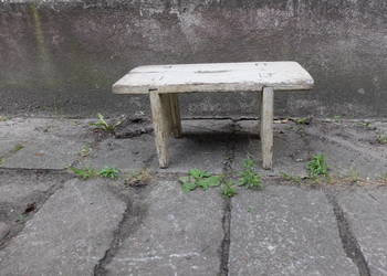Stary wiejski taboret, ławeczka, ryczka 801.
