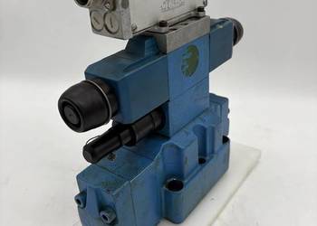 Vickers KADG5V7 33C 130N65 XHVM FPD7 H1 11 Proportional Valve /Refubrished