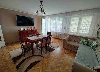 Sprzedam przestronne mieszkanie 71,20 m² – osiedle Rąbin