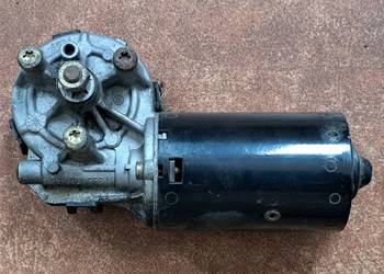 Silniczek wycieraczek Focus 1