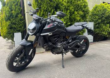 Ducati 4m Monster 2022 r. Jak nowy