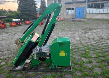 kosiarka bijakowa na wysięgniku długim ramieniu FHM46 kosiarka bijakowa na wysięgniku długim ramieniu FHM46