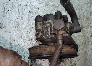 Pompa wspomagania Kia Sephia 1.6