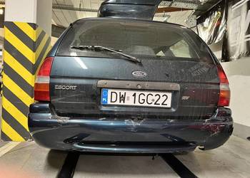 Tylny zderzak zender mk6 kombi stan bdb 91-00 mk5/6/7 Rs