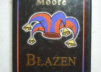 BŁAZEN - CHRISTOPHER MOORE