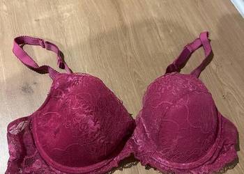 Uroczy różowy staniczek 80D