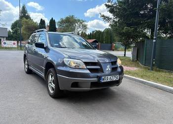 Mitsubishi Outlander 2.0 ben/gaz , napęd na przód , Isofix