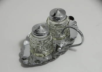 Zestaw przyprawników  – szkło + metal – elegancka taca z uchwytem