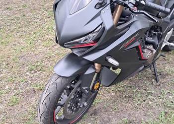 Sprzedam Honda cbr650r