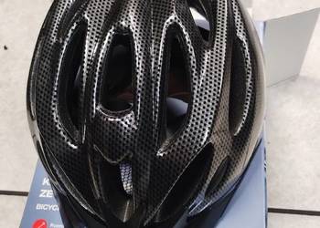 Nowy kask rowerowy z wbudowaną lampką