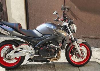 Suzuki gsr 600 Yoshimura