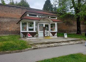 Kiosk handlowy -usługowy