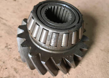 John Deere 4650, 4850 Bieg Pierścień Wewnętrzyny R71319 JD9048