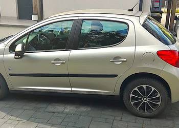 Zadbany Peugeot 207
