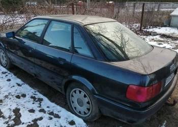 Audi 80 sedan