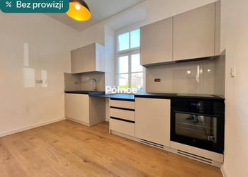 Dwupoziomowe mieszkanie na zamojskich Koszarach