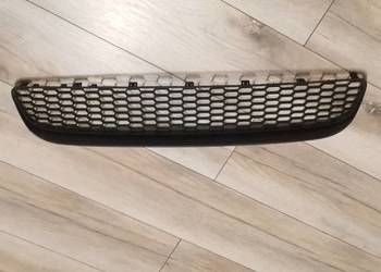 FIAT 500 SPORT ŚRODKOWA KRATKA ZDERZAKA PRZÓD 735565265