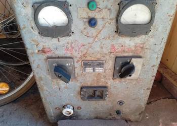 Prostownik 12 /24v  solidny z prl