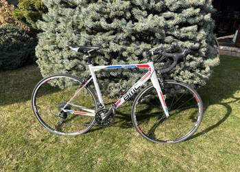 Rower szosowy kolażówka BMC