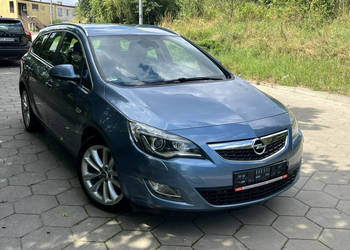 Opel Astra Opel Astra Opłacony Benzyna Bezwypadkowy TOP J (2009-2019)