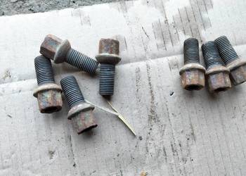 AUDI 80B3 80B4 ŚRUBY SZPILKI KOŁA