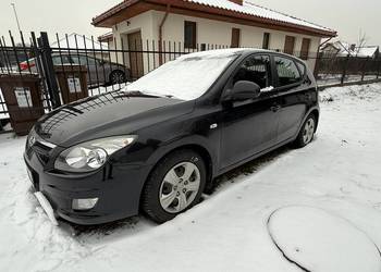 HYUNDAI I30 USZKODZONY SILNIK