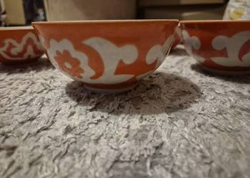 Zabytkowe porcelanowe miseczki
