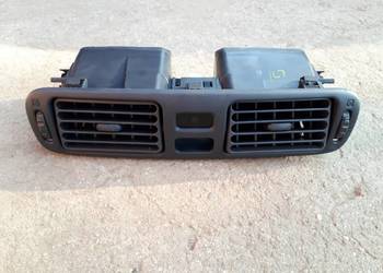 Kratka środkowa nawiewu Corolla E11 Kratka środkowa nawiewu Corolla E11