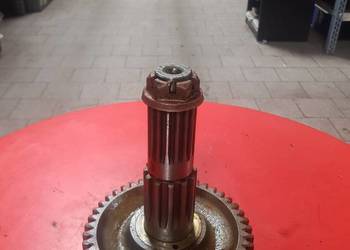 701701252 Wał z kołem zębatym MTZ, PRONAR
