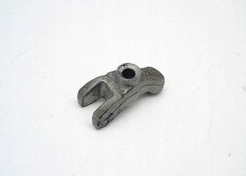 ŁAPKA WTRYSKIWACZA 1.9 JTD STILO BRAVO 2 147 156