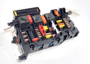 SKRZYNKA BEZPIECZNIKÓW BMW F39 9360501 Crossover 1.5 140KM MODUŁ