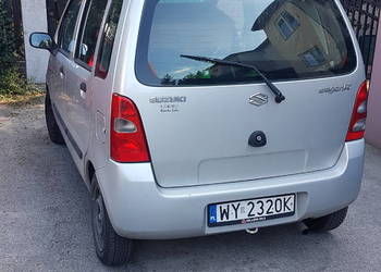 Suzuki Wagon R+ 2005 srebrny 1.3 90kM