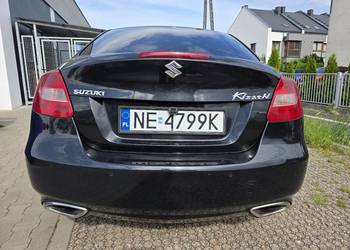 Suzuki Kizashi 2.4 , 178 koni, napęd 4x4