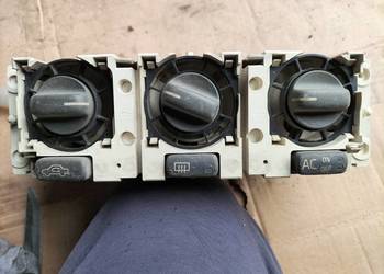 Panel sterowania nawiewu klimatyzacji VOLVO V40 S40 889558