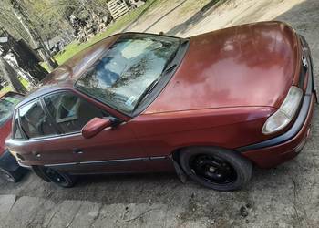 Sprzedam opel astra sedan 1.6 b 16 v 113 000 km 1997rok