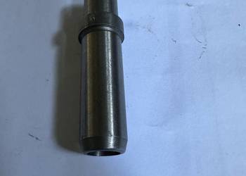 PROWADNICA ZAWORU WYDECHOWEGO C-360 50505300