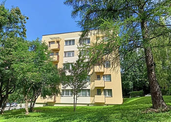 Ciche 3-pokojowe mieszkanie na parterze