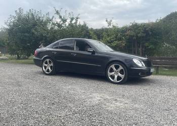 Mercedes W211 Drzwi prawe przód/tył, błotnik c197