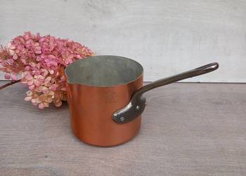 Miedziany garnek miedziany rondel z dziubkiem poj 1,2 l grube dno sygnowany