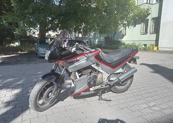 KAWSAKI GPZ 500 S