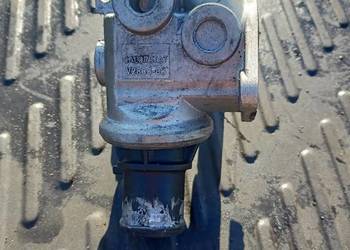 Termostat z obudową Alfa Romeo 147 1.6 16v