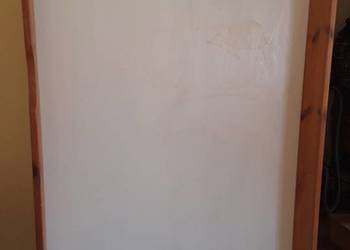 Drewniana skrzynia pod łóżko