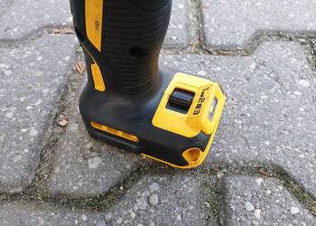 Klucz udarowy dewalt DCF899