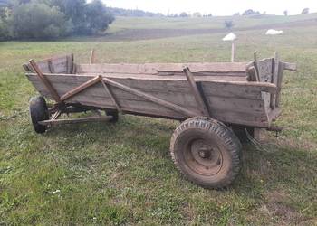 Wóz ciagnikowy drewniany