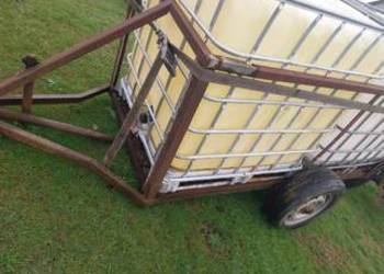 Zbiornik mauzer na przyczepie 2000l.na szambo gnojówke wodeitp