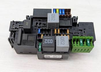 SKRZYNKA BEZPIECZNIKÓW MODUŁ  MERCEDES C 200 A2229063202