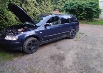 VW Passat uszkodzony