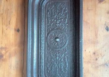 Stary popielnik povrenowacji