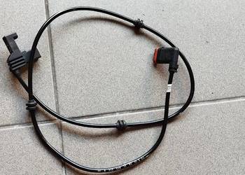 Przewód czujnika zużycia klocków hamulcowych tył  Mercedes W212 A2125401705 Przewód czujnika zużycia klocków hamulcowych tył  Mercedes W212 A2125401705